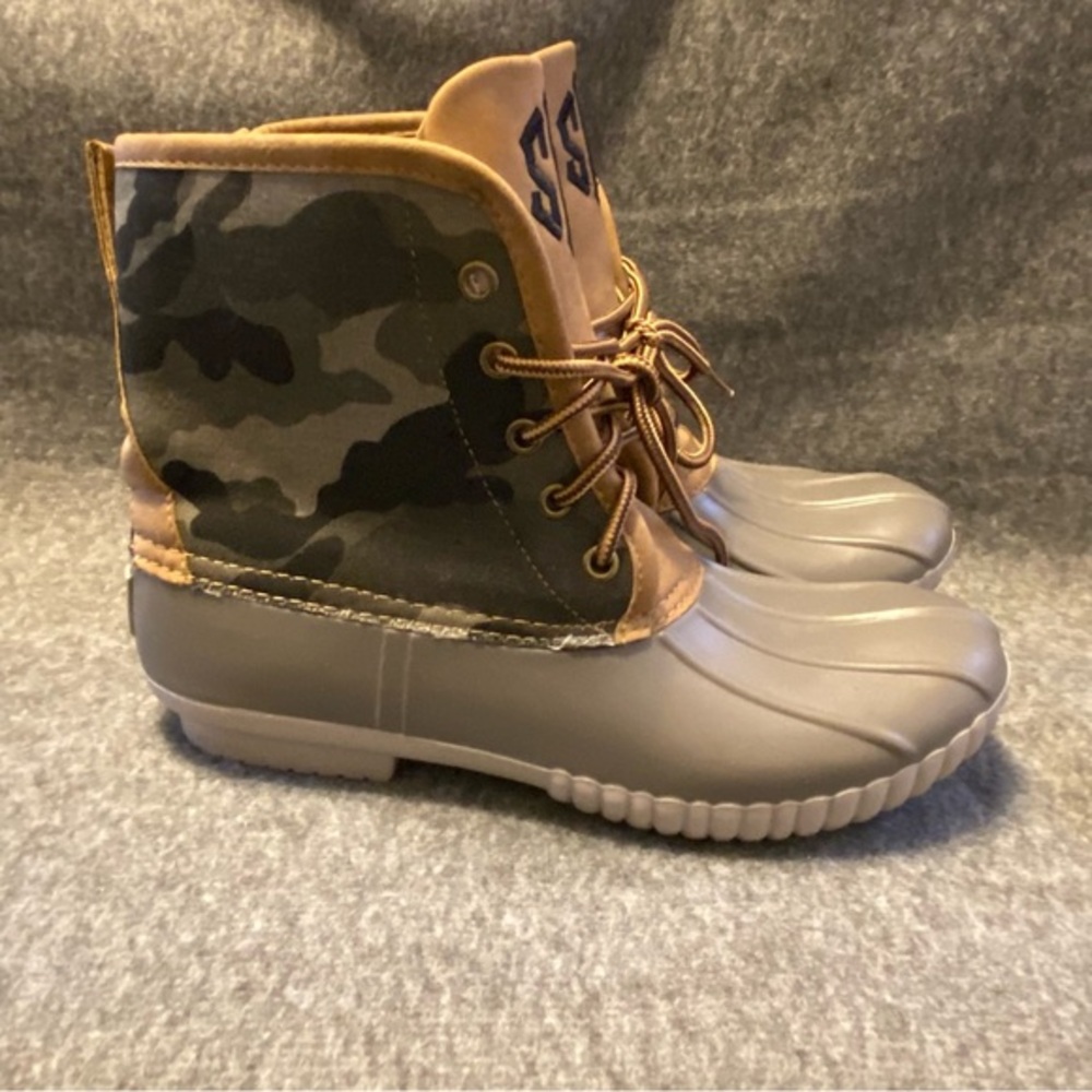 MarleyLilly Boots Shoes Women’s Size 8 Duck Ankle Boot Camo‎ Lace Up